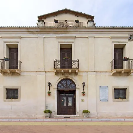 Hotel Casina Dei Mille 3*