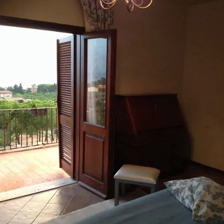 Casina Dei Mille ميليتو دي بورتو سالفو