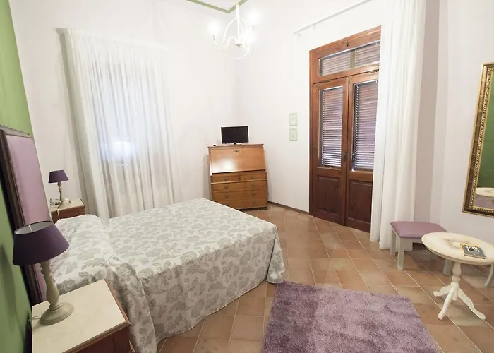 Casina Dei Mille מלון 3*