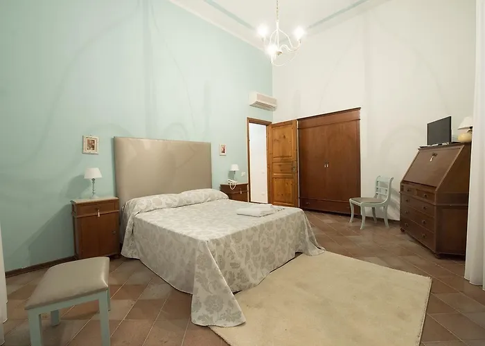 Casina Dei Mille מלון מליטו די פורטו סאלבו